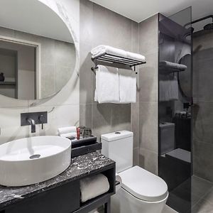 Executive One-Bedroom Apartment